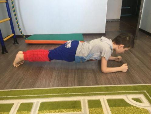 5 эффективных упражнений для укрепления спины детям